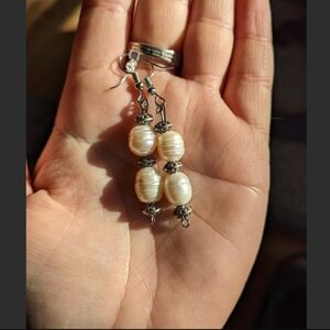 Freshwater Pearl Earrings